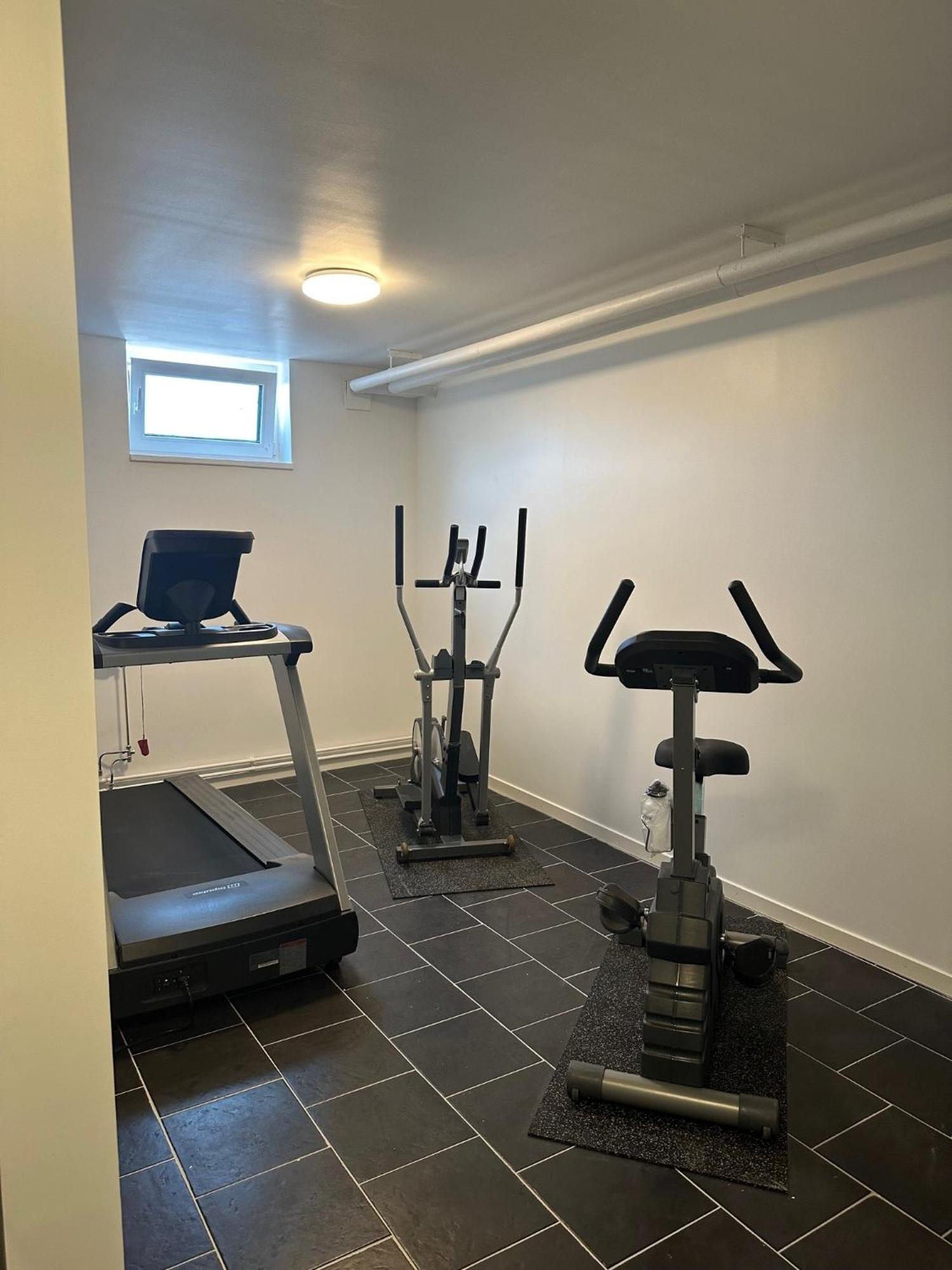 Almnaes Park Hotel Södertälje Eksteriør billede