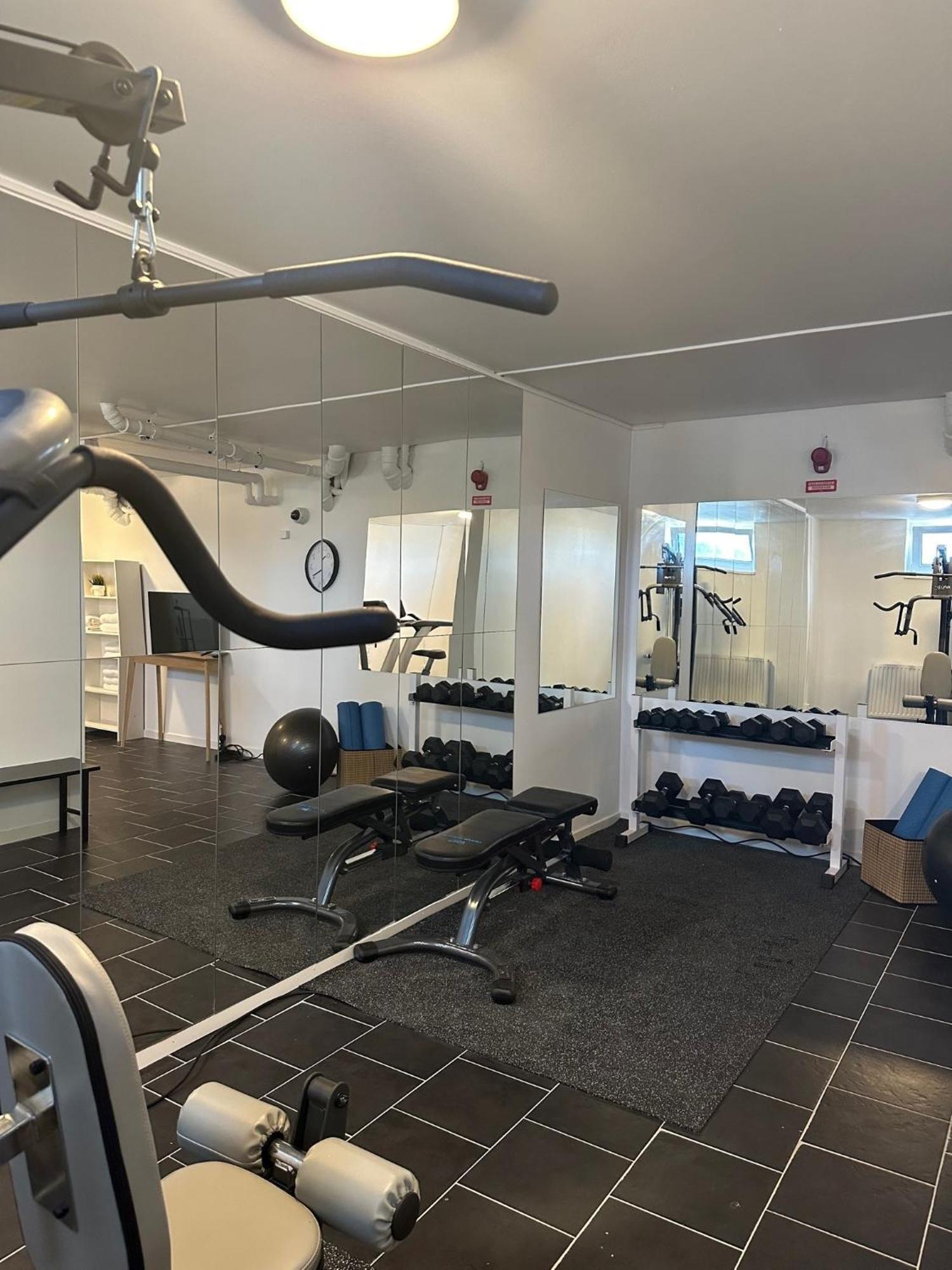 Almnaes Park Hotel Södertälje Eksteriør billede