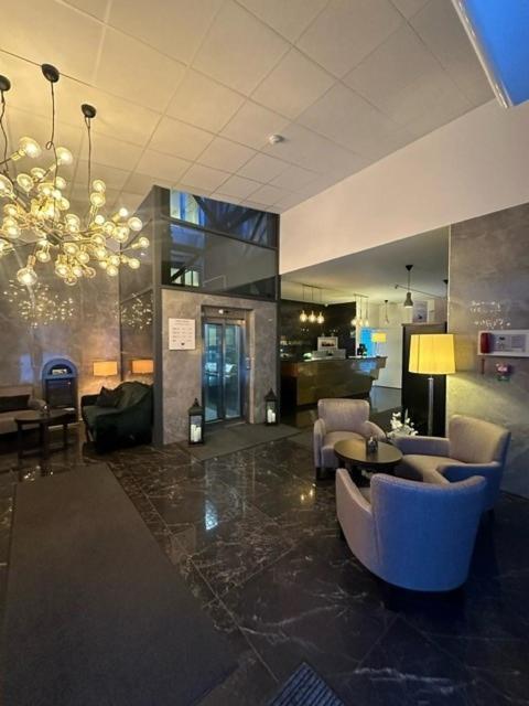 Almnaes Park Hotel Södertälje Eksteriør billede