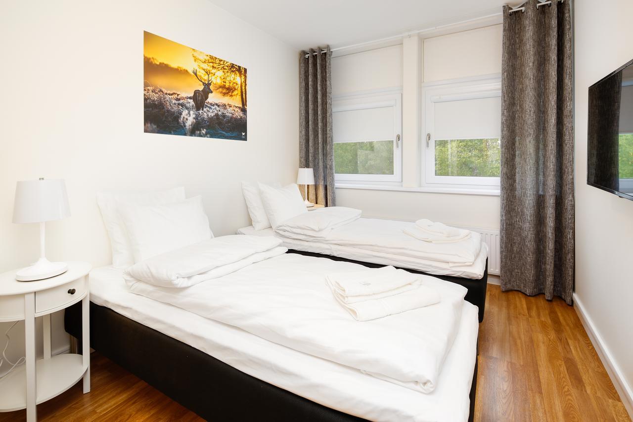 Almnaes Park Hotel Södertälje Eksteriør billede